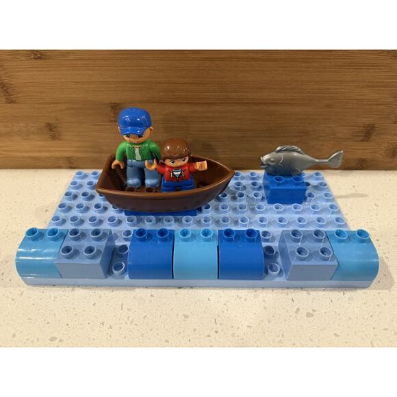 Lego Duplo Fishing Scene Boat Fish 2 Figures Lot Of 14 - Picture 1 of 6